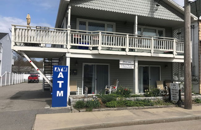 68 East Grand Ave - Foto 1