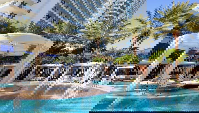 Photo 1 - Fontainebleau Sorrento Pool View Junior Suite 1 Bedroom Hotel Room