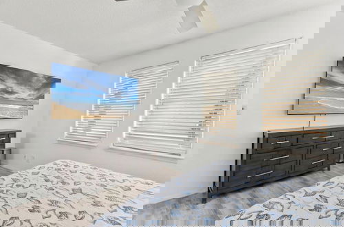 Photo 3 - Oleander Beach House by SPRR