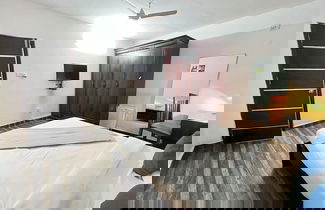Photo 2 - BedChambers Serviced Apartments - Hyd