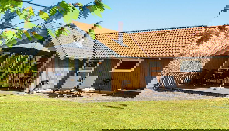 Foto 1 - 6 Person Holiday Home in Hemmet