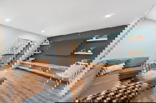 Photo 1 - Vineyards Stonewall Escape Sleek, Modern Retreat