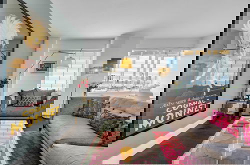 Photo 1 - Deco Seafront - Seafront Apartment - Sleeps up to 6