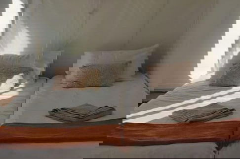 Photo 4 - Houseboat With Aircon and Splash Pool - 2128