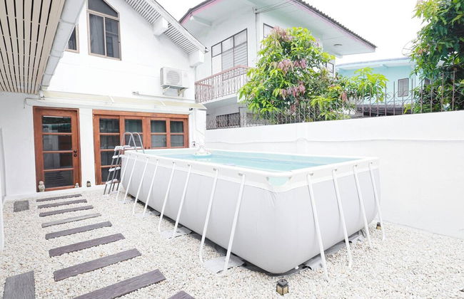 4 Bedroom/5 Beds Villa Din Daeng BKK - Foto 9