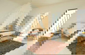 Photo 2 - Yoga Villa