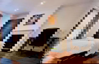 Foto 3 - Garden Flat of a Charming Victorian Property in Central London With Aircon and Family-friendly
