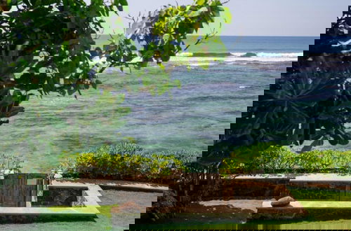 Foto 17 - Elevated Family Beach Villa Overlooking Surf Break