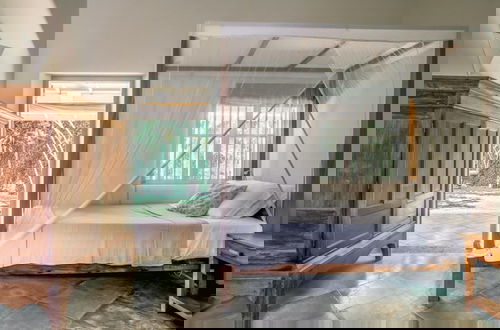 Foto 41 - Elevated Family Beach Villa Overlooking Surf Break