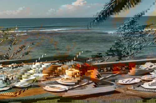 Foto 47 - Elevated Family Beach Villa Overlooking Surf Break