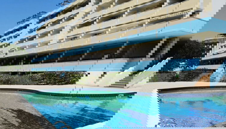 Foto 1 - Enjoy the Beach Breeze in our Colorful Flat