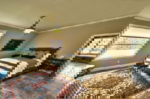 Foto 11 - Knickerbocker Estate: Elegant 9-BR Getaway in Naples. Enjoy Private Pool, Outdoor Dining, and Expansive Grounds, Experience Tranquility with Easy Access to Naples' Best