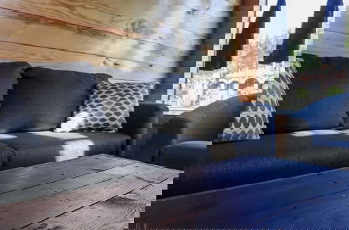 Photo 19 - Restored Historic Loft - 3 Mins to the Beach