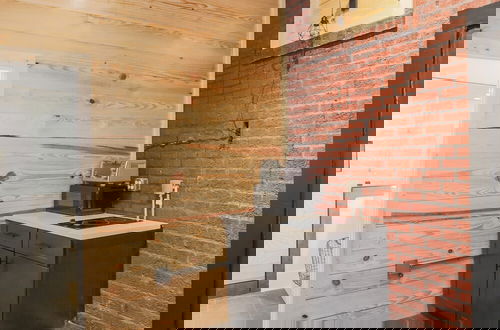 Photo 10 - Restored Historic Loft - 3 Mins to the Beach