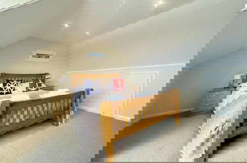 Photo 2 - Two Bedroom Maisonette With Balcony and sea Views