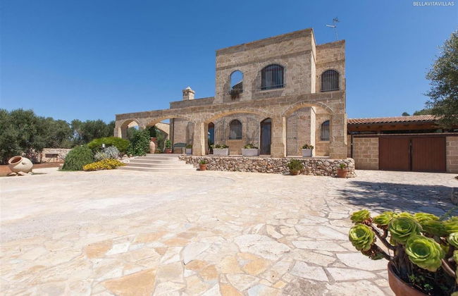 296 Casale Tipico con Piscina a Santa Maria al Bagno - Foto 2