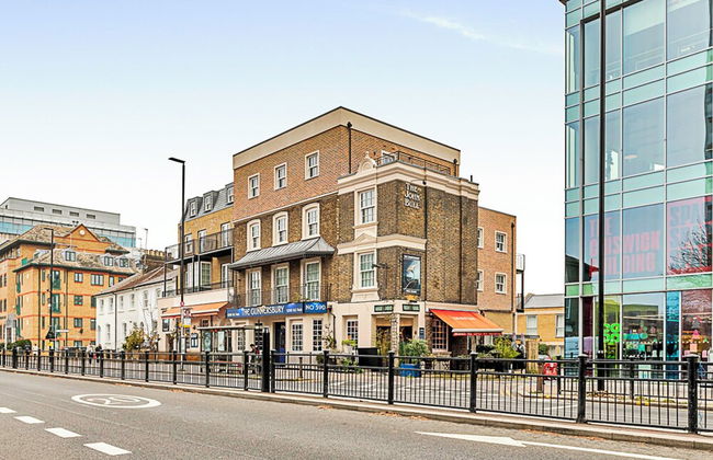 Sunny 2-bed Flat in Chiswick - Foto 25