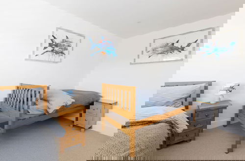 Foto 58 - Delightful Seaside Hideaway 5 Mins to Beach