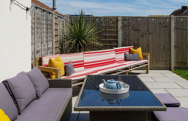 Delightful Seaside Hideaway 5 Mins to Beach - Foto 40