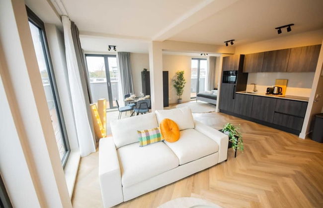 Wonderful Studio Penthouses - Photo 7