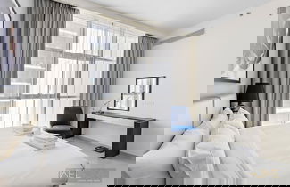 Foto 3 - WelHome - Charming Breathtaking 1BR Apt. In Damac Hills