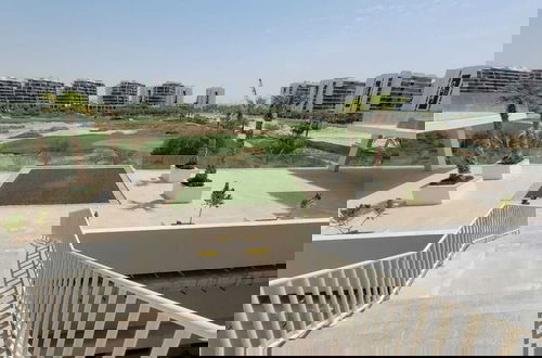Foto 27 - WelHome - Charming Breathtaking 1BR Apt. In Damac Hills