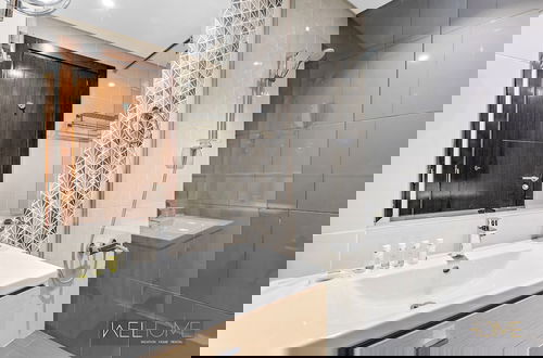 Foto 19 - WelHome - Charming Breathtaking 1BR Apt. In Damac Hills