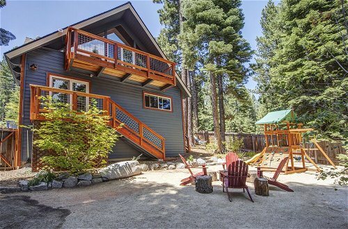 Foto 33 - Serene Tahoe Cabin