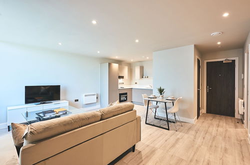 Foto 6 - Seven Living Residences Bracknell - Luxurious Chic Apartments - Free Parking