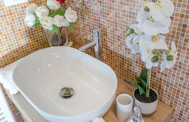 The Luxury Beach Villa - Photo 35