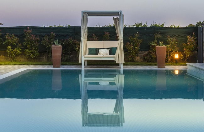 The Luxury Beach Villa - Photo 7