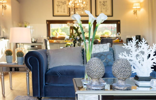 The Luxury Beach Villa - Photo 41