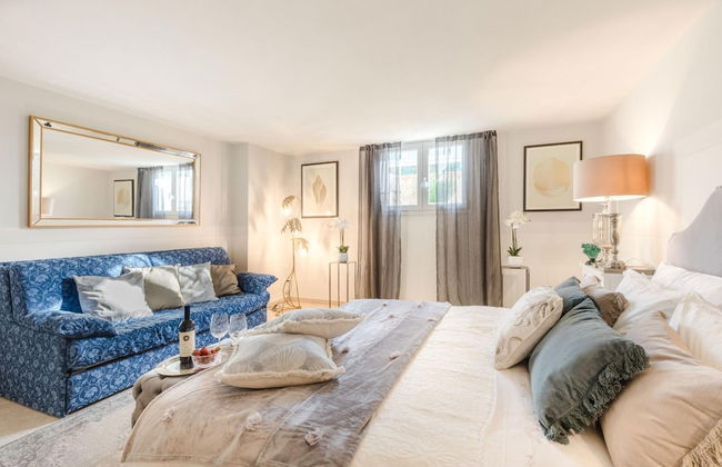 The Luxury Beach Villa - Photo 33