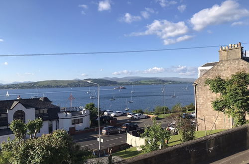 Foto 11 - Beautiful 3-bed Apartment in Gourock