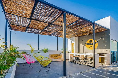 Foto 13 - Queen Studio PDC Oasis Pool Rooftop Lounge Walk to 5 Avenida Best Playa Beaches