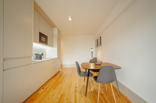 Photo 12 - Legacy Oporto Design Apartment E