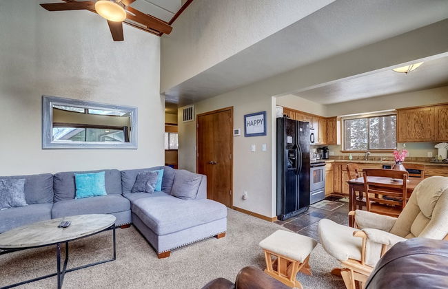 Cold Creek Chalet - Hot tub & Movie Room - Foto 14