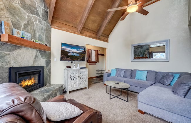Cold Creek Chalet - Hot tub & Movie Room - Foto 10