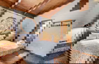 Foto 2 - Cold Creek Chalet - Hot tub & Movie Room