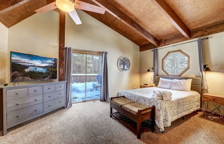 Photo 2 - Cold Creek Chalet - Hot tub & Movie Room