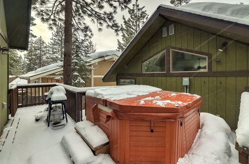 Photo 1 - Cold Creek Chalet - Hot tub & Movie Room