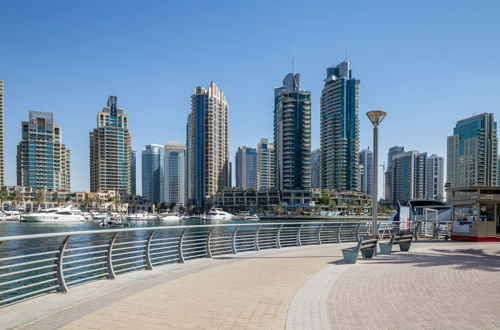 Foto 6 - Chic and Stunning 2BR With Dubai Marina Views