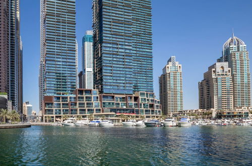 Photo 23 - Chic and Stunning 2BR With Dubai Marina Views