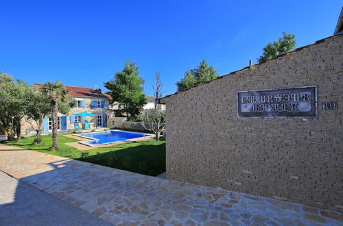 Foto 24 - Villa Lemon in Vir With 5 Bedrooms and 5 Bathrooms