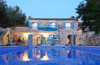 Foto 1 - Villa Lemon in Vir With 5 Bedrooms and 5 Bathrooms