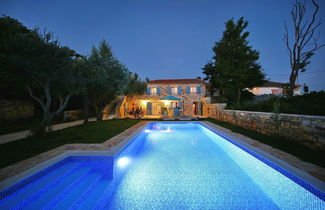 Foto 2 - Villa Lemon in Vir With 5 Bedrooms and 5 Bathrooms