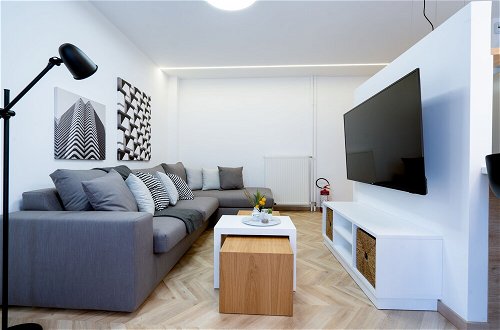 Photo 21 - Pagrati's best apartment