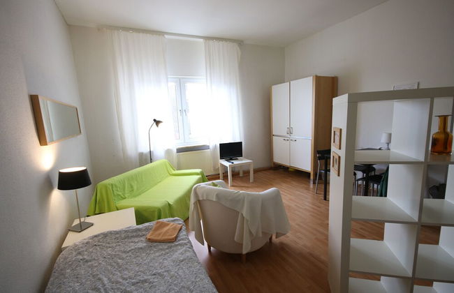 a-domo Apartments Oberhausen - Budget Apartments & Flats - short & longterm - single & grouptravel - Foto 16