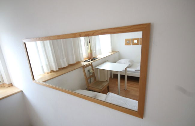 a-domo Apartments Oberhausen - Budget Apartments & Flats - short & longterm - single & grouptravel - Foto 5