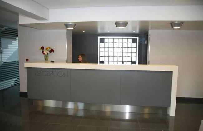 Hotel Des Roses - Photo 2